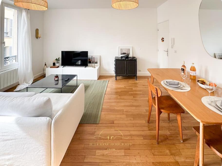 Ferienwohnung Le Petit Saint Louis Versailles Exterior foto